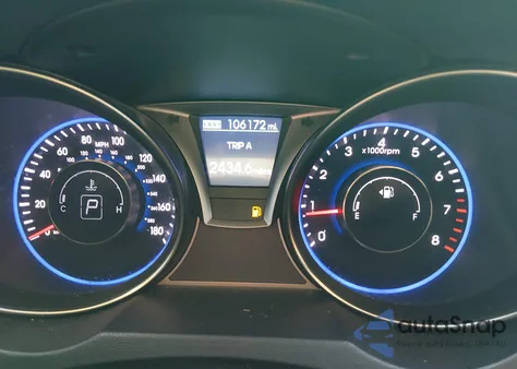 2015 Hyundai Genesis 3.8 Ultimate from USA, damaged, VIN KMHHU6KJ1FU122640